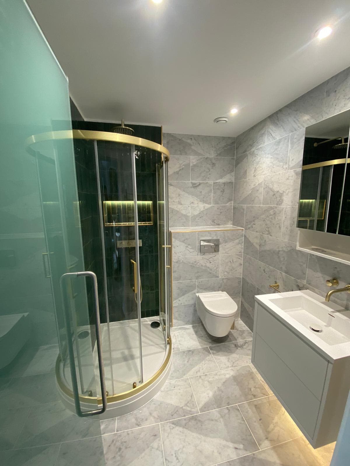 BATHROOM INSTALLATION