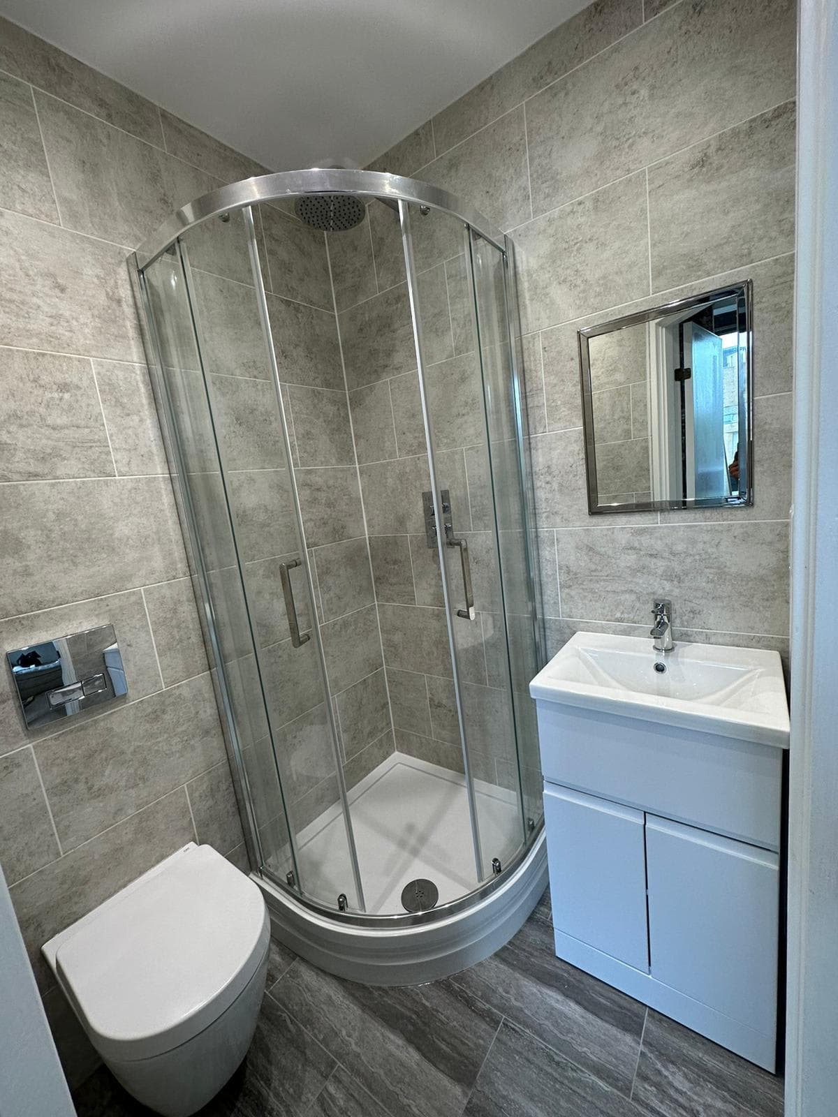 ENSUITE REFURBISHMENT