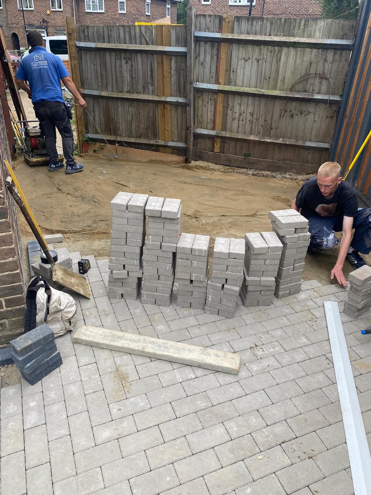 EXTERNAL FLOOR TILING