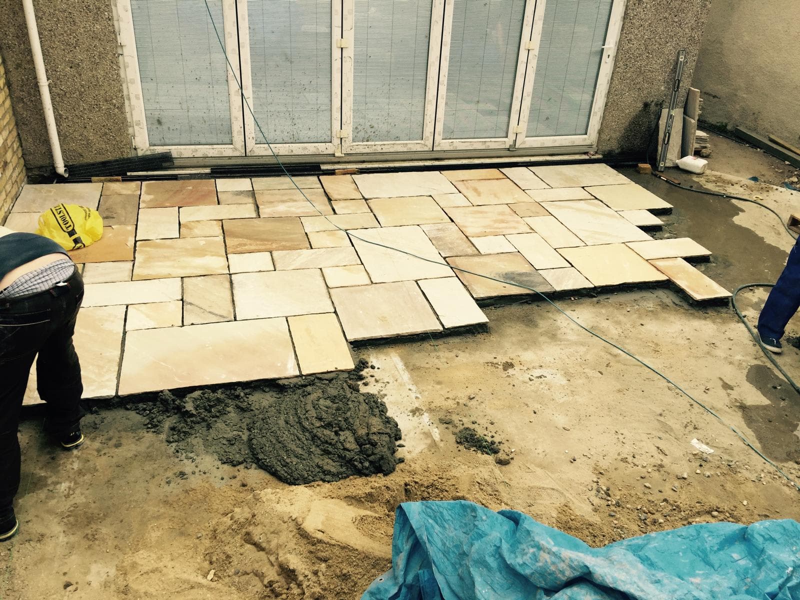 EXTERNAL FLOOR TILING