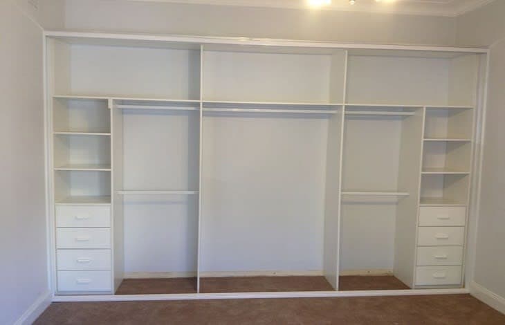 BUILT WARDROBE