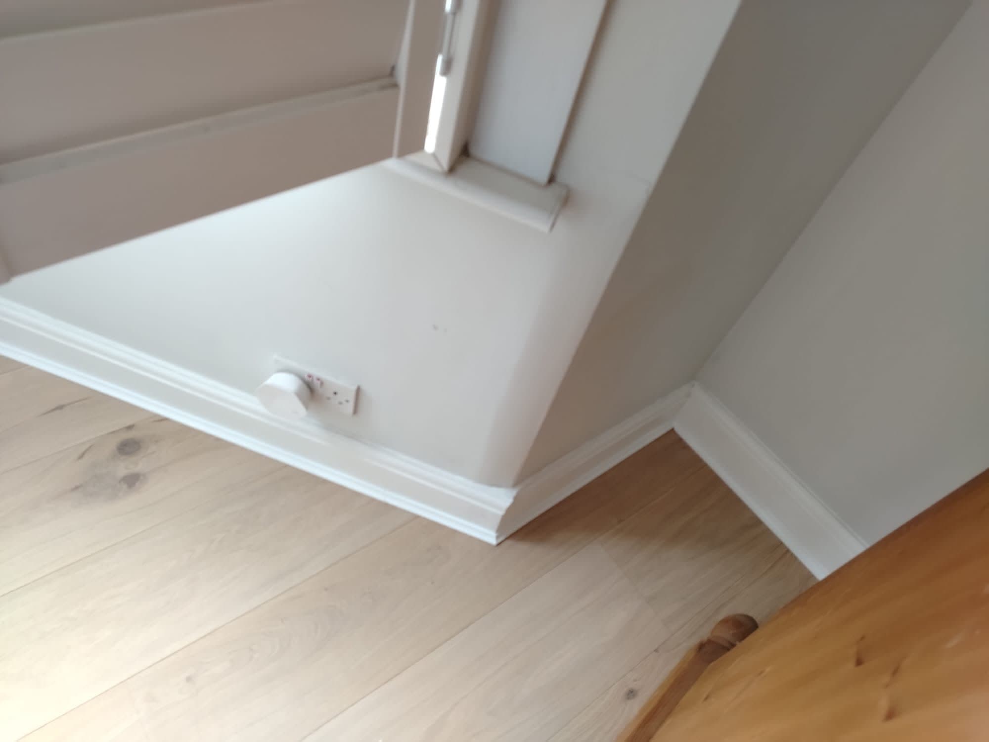FLOORING