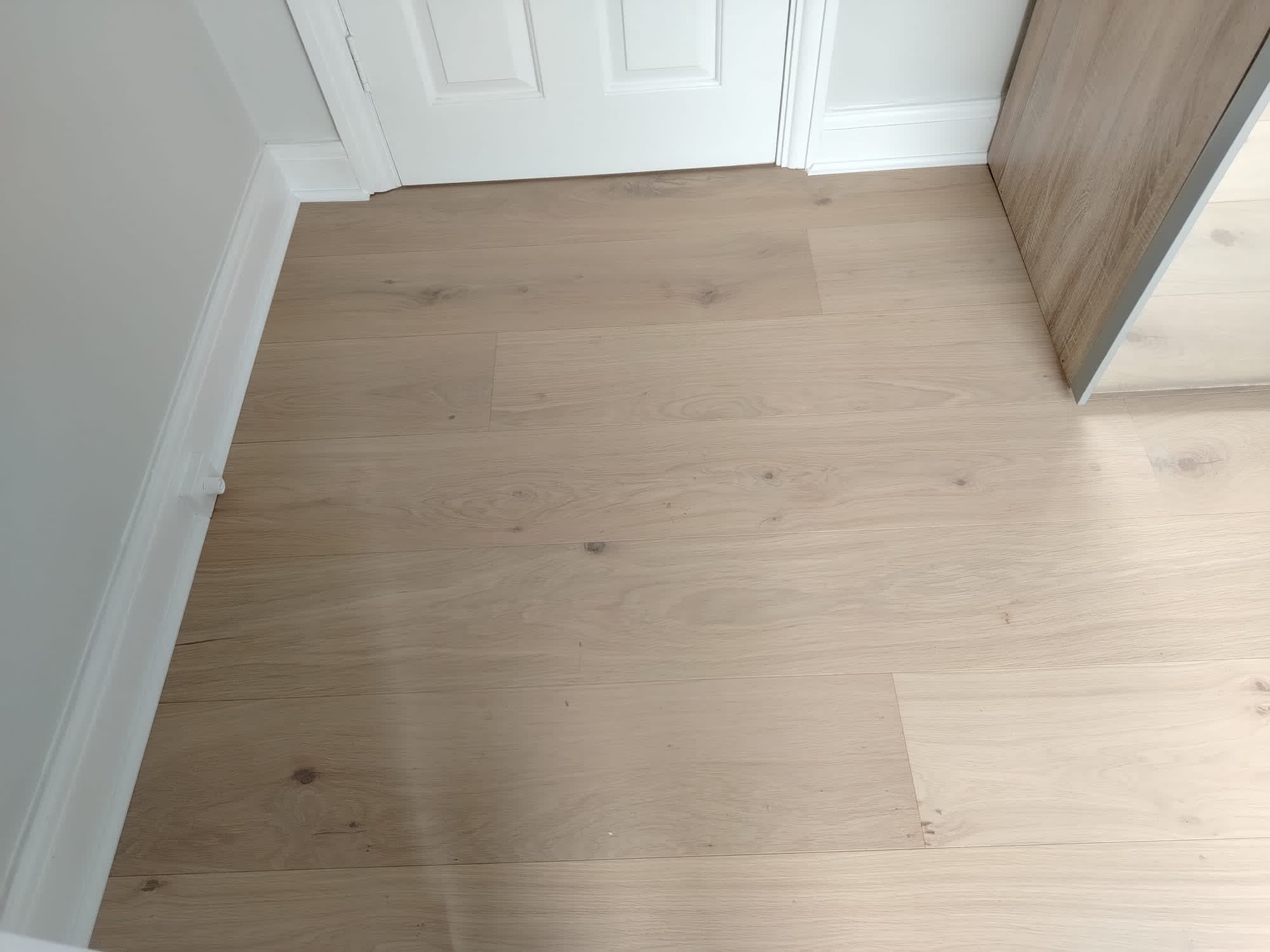 FLOORING