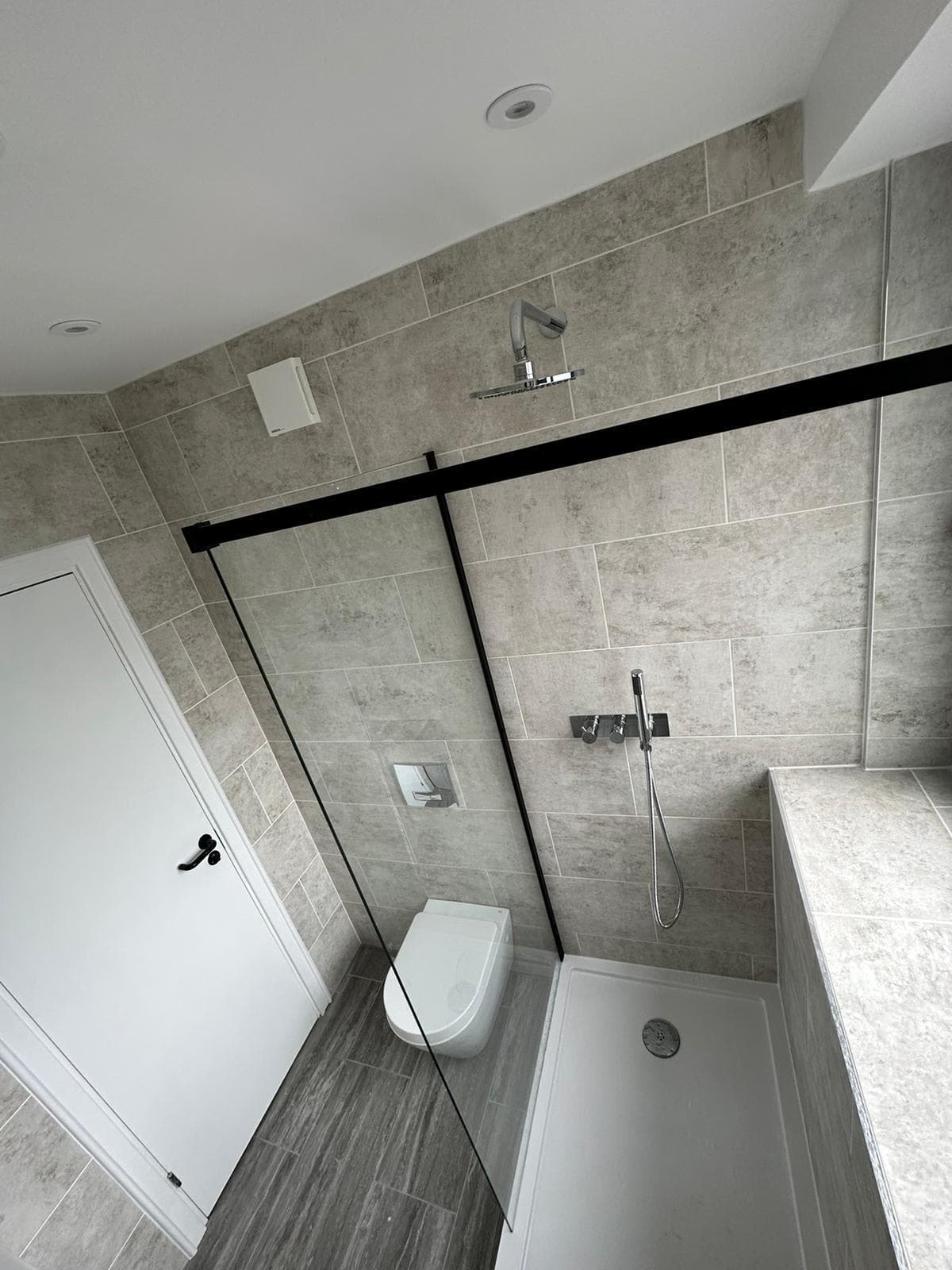 BATHROOM REFURBISHMENT