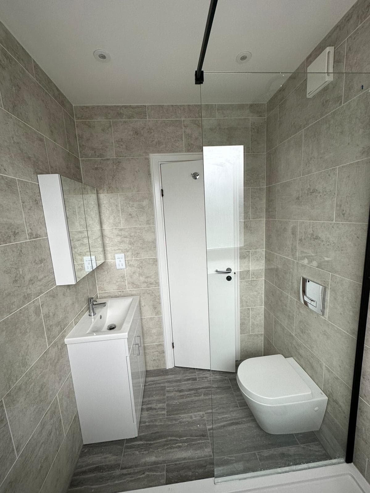 BATHROOM REFURBISHMENT